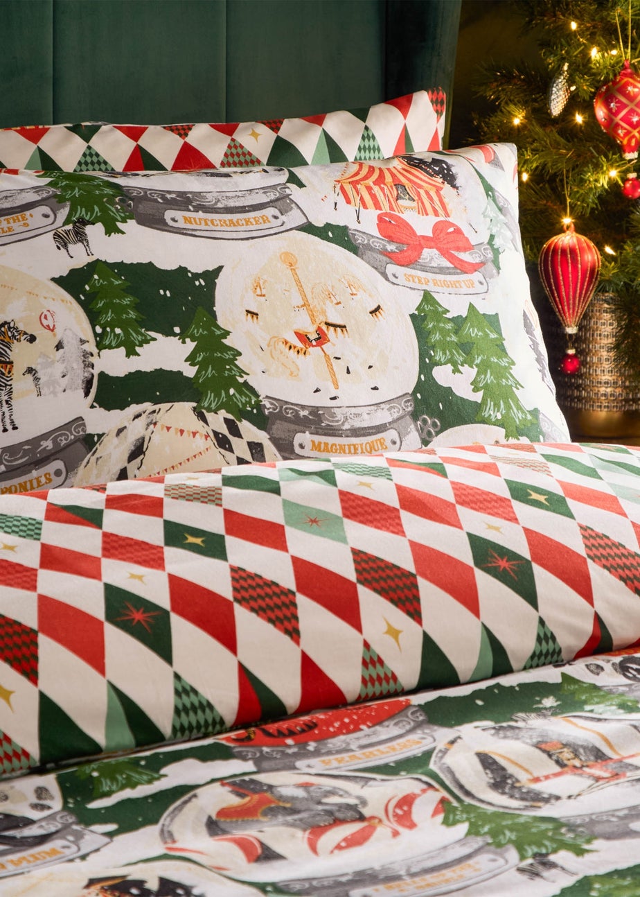 furn. Showtime Festive Duvet Cover Set