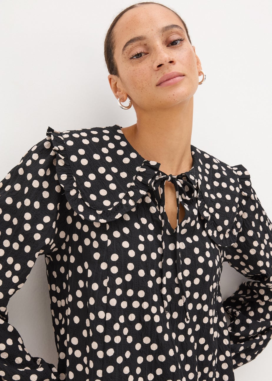 Black Spot Oversized Collar Mini Dress