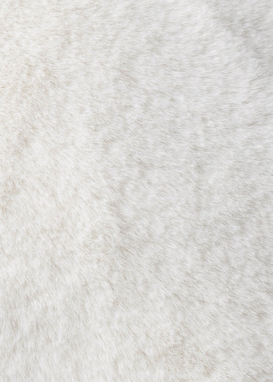 furn. Kallu Faux Fur Filled Cushion (45cm x 45cm)