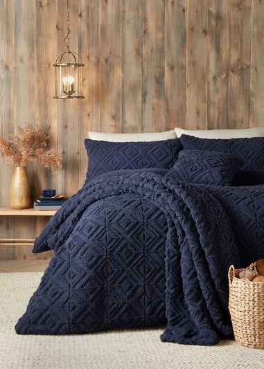 Fusion Snug Romo Navy Pinsonic Fleece Filled Cushion (43cm x 43cm)