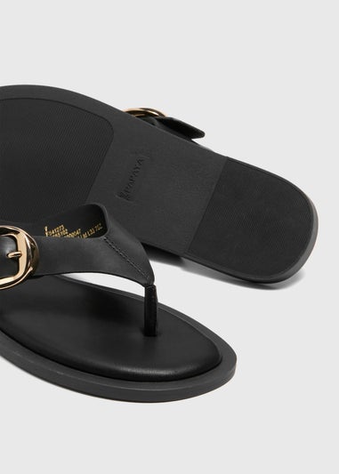 Black Toe Post Buckle Sandal