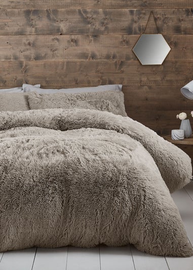 Catherine Lansfield Cuddly Deep Pile Faux Fur Duvet Cover Set Natural