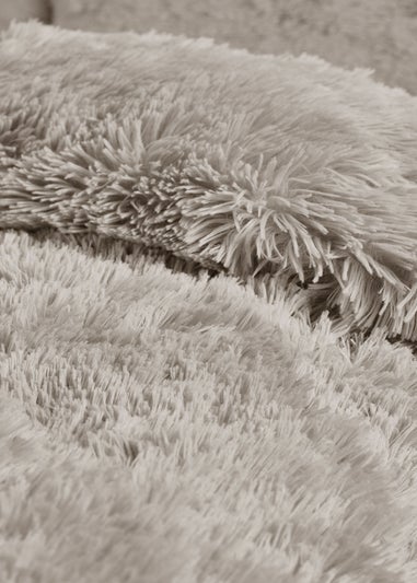 Catherine Lansfield Cuddly Deep Pile Faux Fur Duvet Cover Set Natural