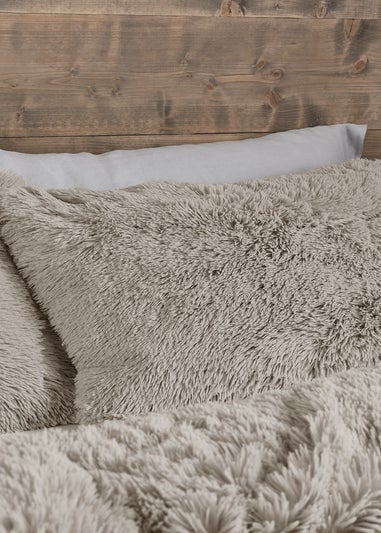 Catherine Lansfield Cuddly Deep Pile Faux Fur Duvet Cover Set Natural