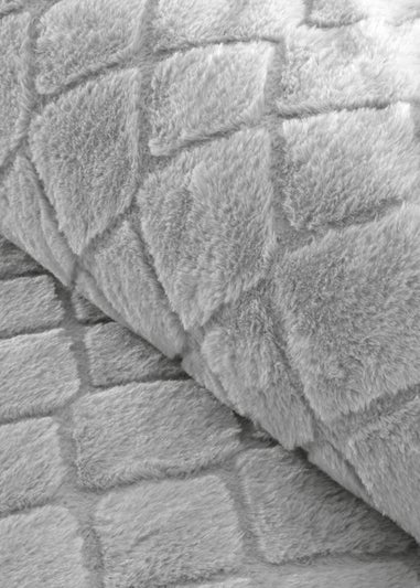 Catherine Lansfield Cosy Diamond Faux Fur Duvet Cover Set Silver Grey