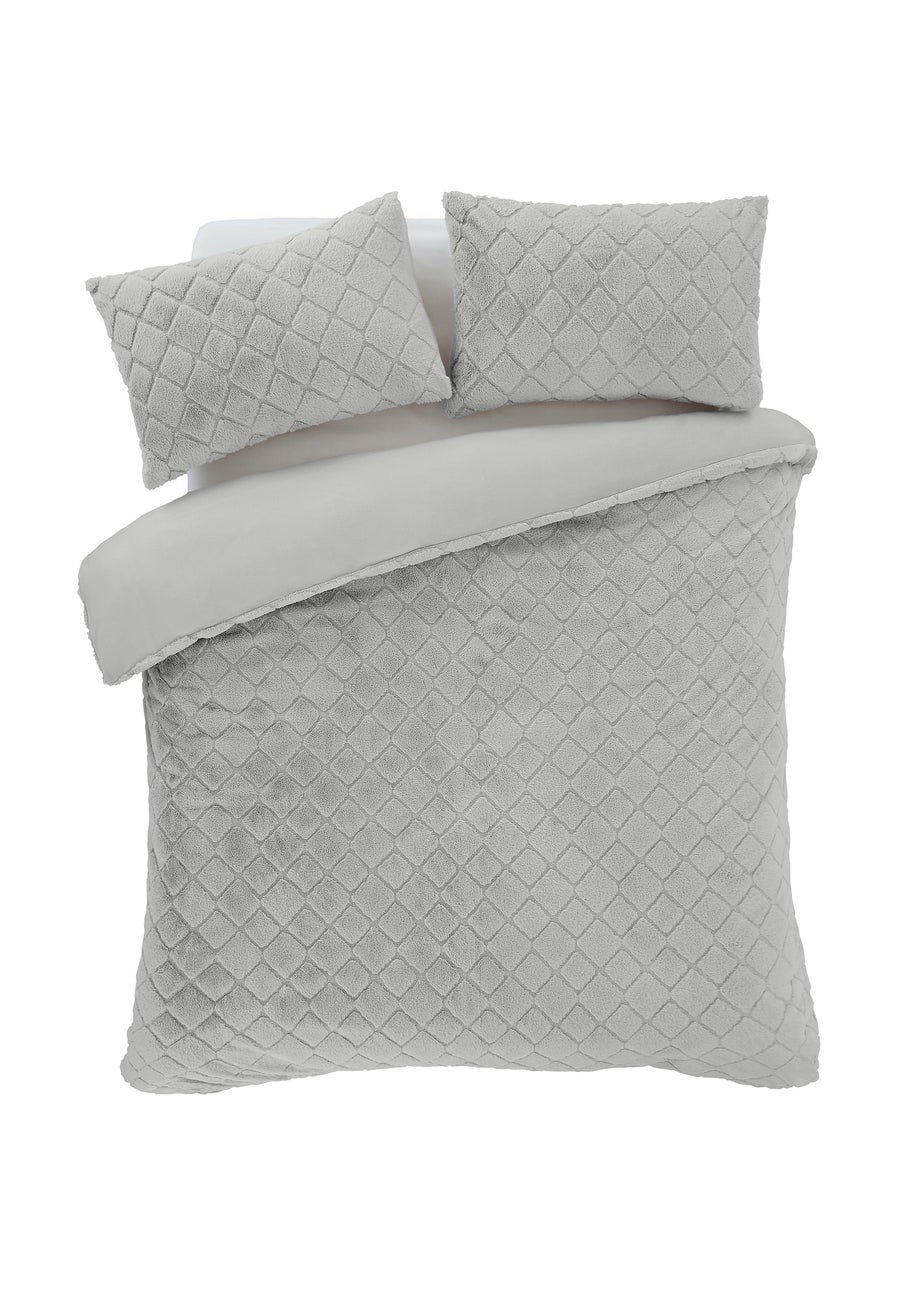 Catherine Lansfield Cosy Diamond Faux Fur Duvet Cover Set Silver Grey
