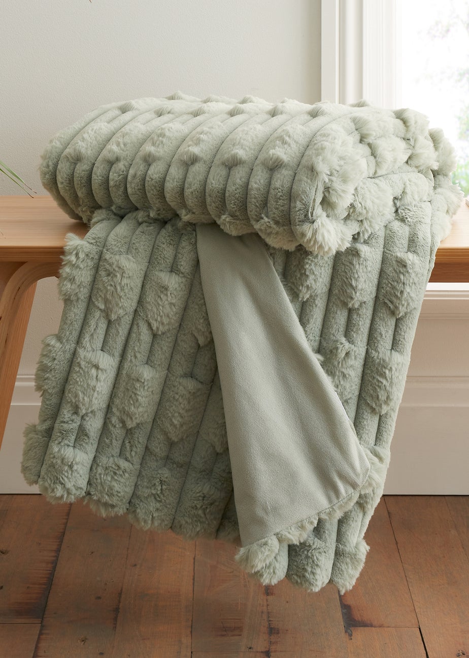 Bianca Fine Linens So Soft Carved Faux Fur Blanket Throw (150x200 cm)