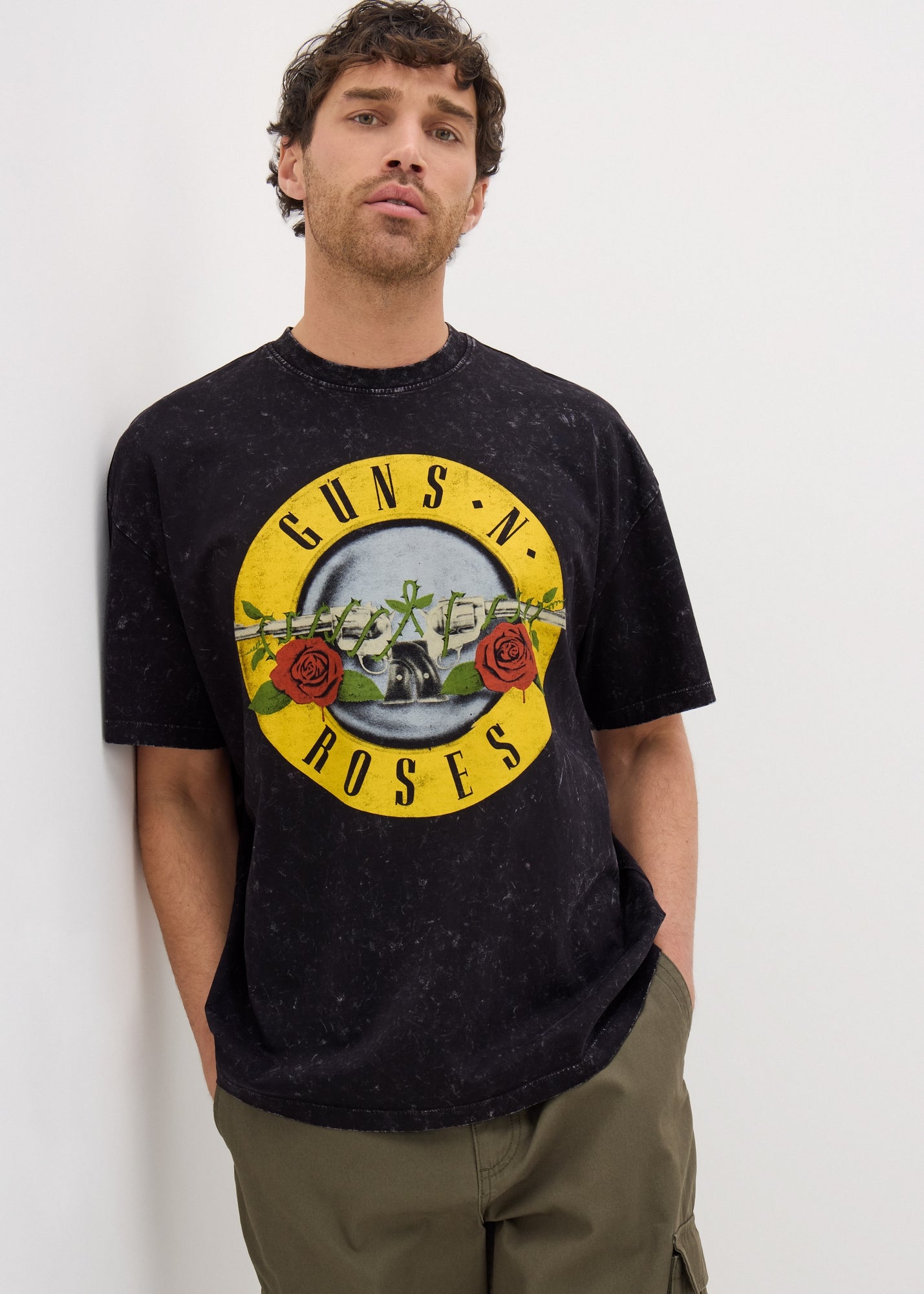 Guns N Roses Black T-shirt - Matalan