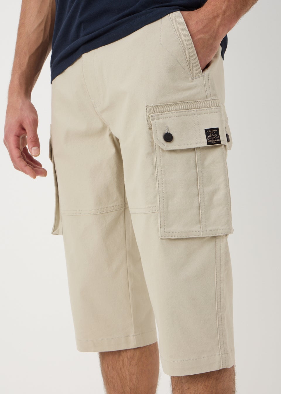 Ecru 3/4 Cargo Shorts