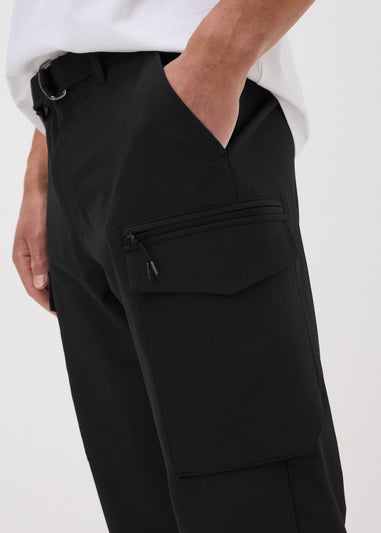 Black Belted 3/4 Trek Shorts