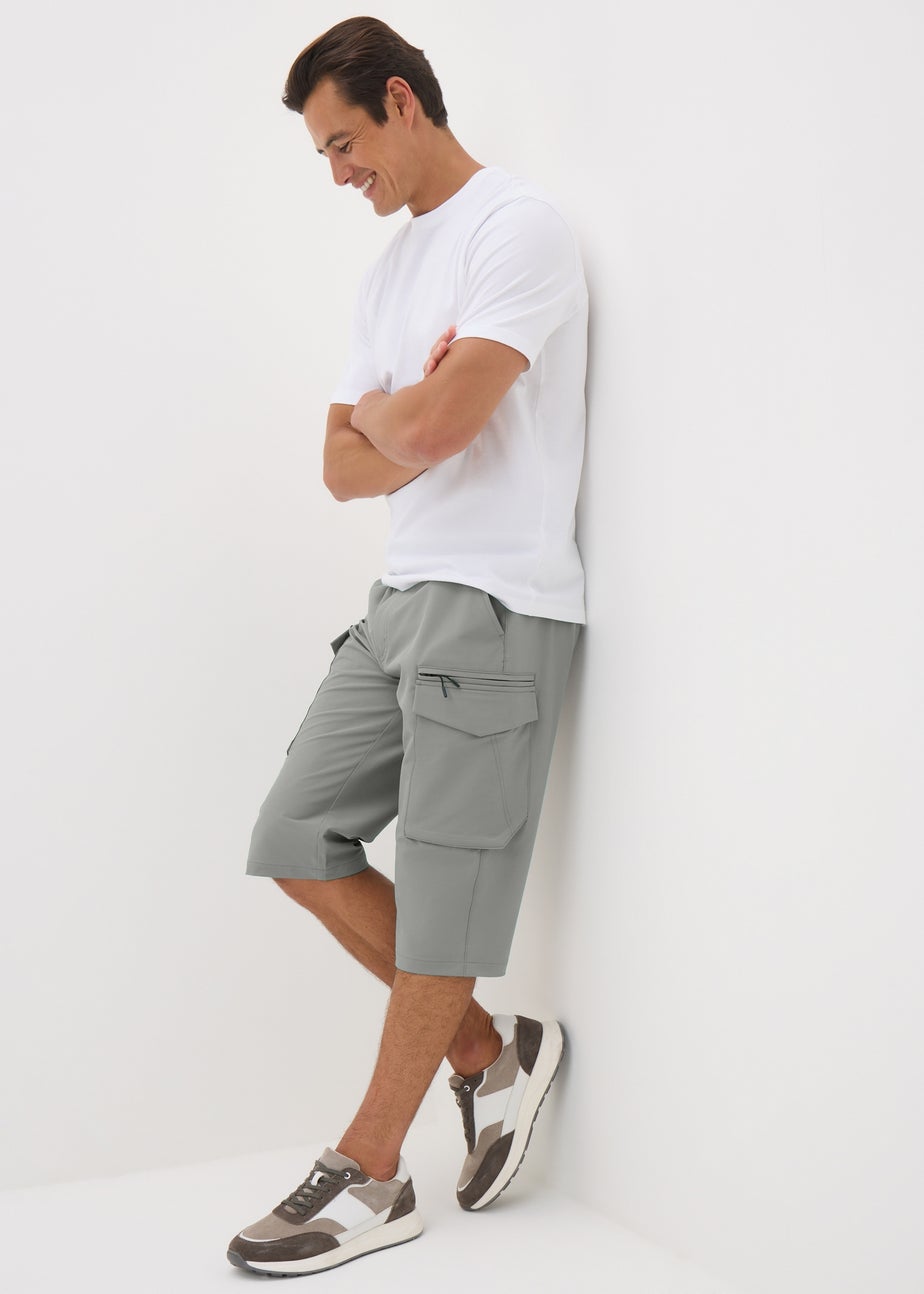 Grey Belted 3/4 Trek Shorts