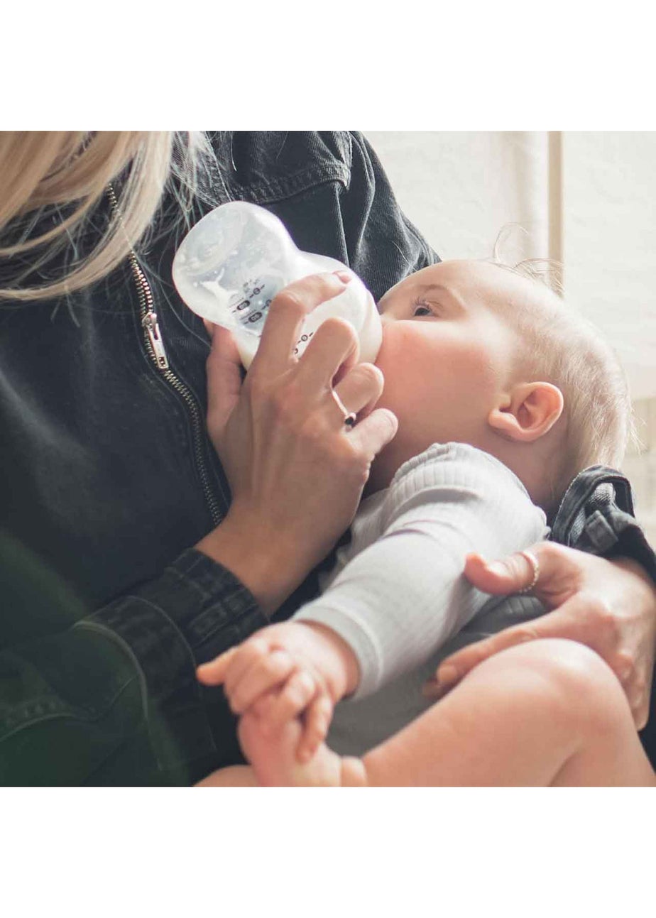 Tommee Tippee White Complete Feeding Kit