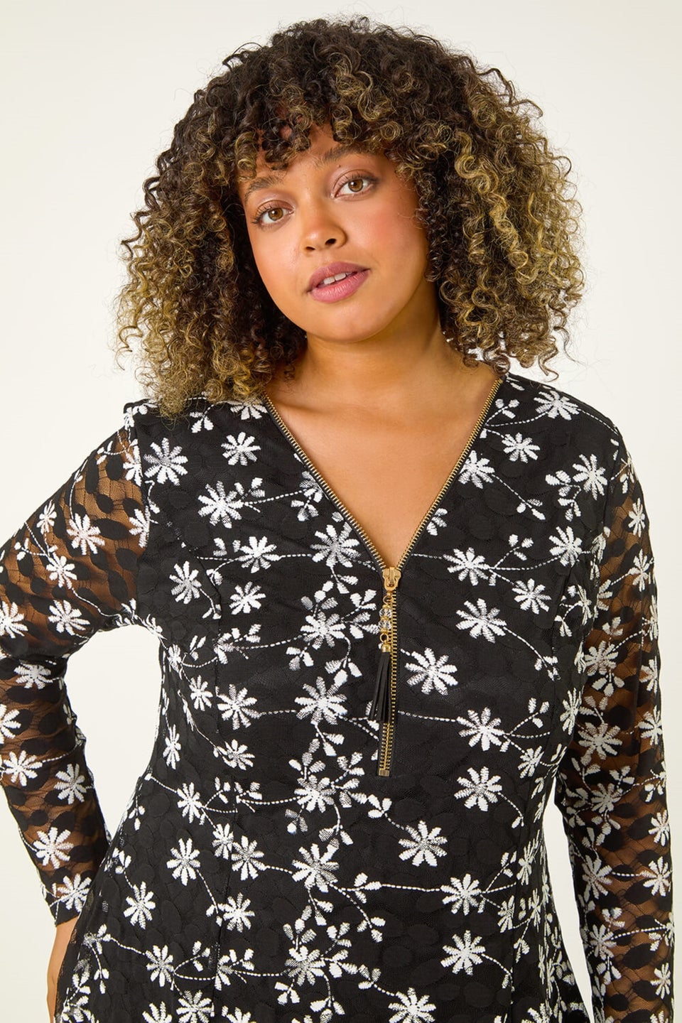 Roman Black Curve Floral Print V-Neck Zip Front Top