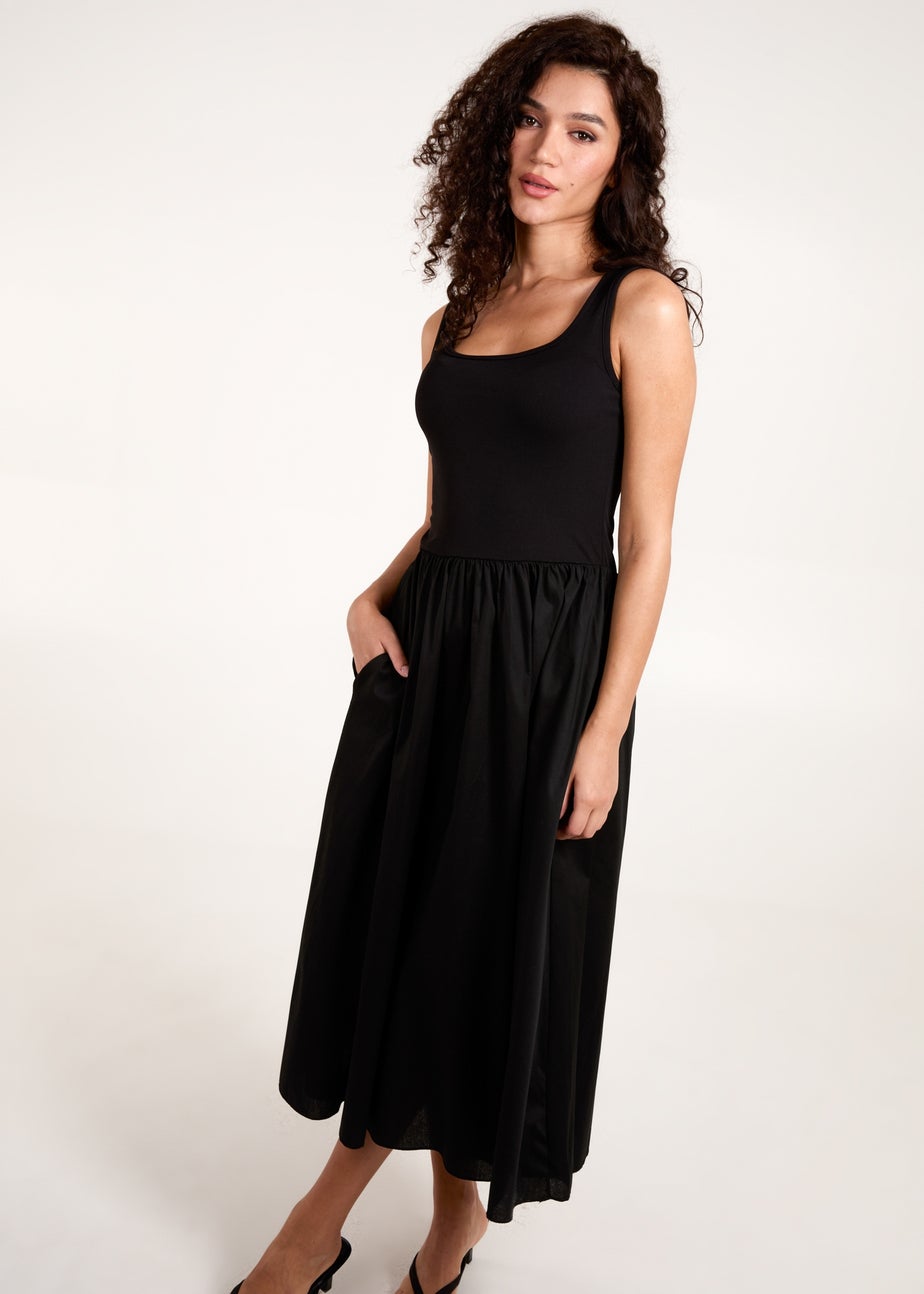 Blue Vanilla Black Square Neck Sleeveless Midi Pocket Dress