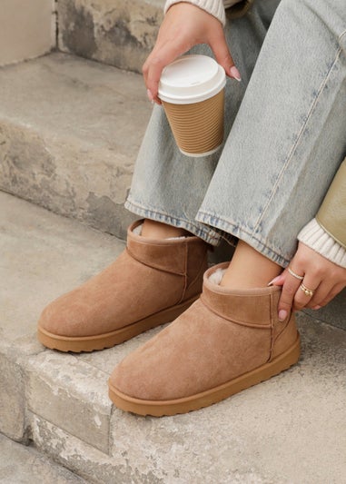 Linzi Ultra Mini Addy Chestnut Faux Suede Faux Fur Lined