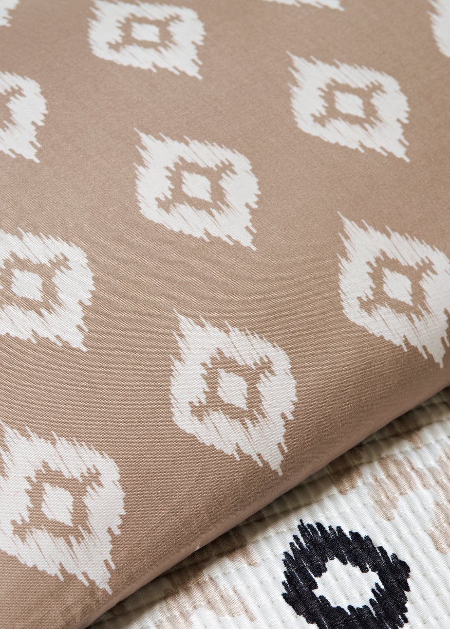 Natural Geometric Pinsonic Duvet Set