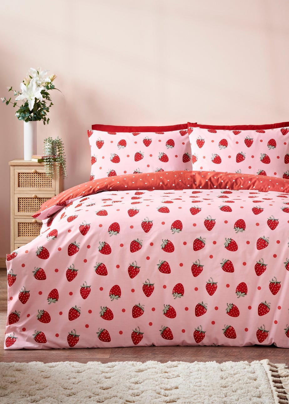 Pink Strawberries Duvet Set
