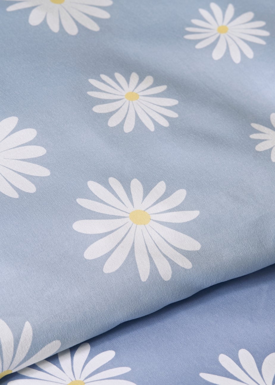 Blue Daisies Duvet Set