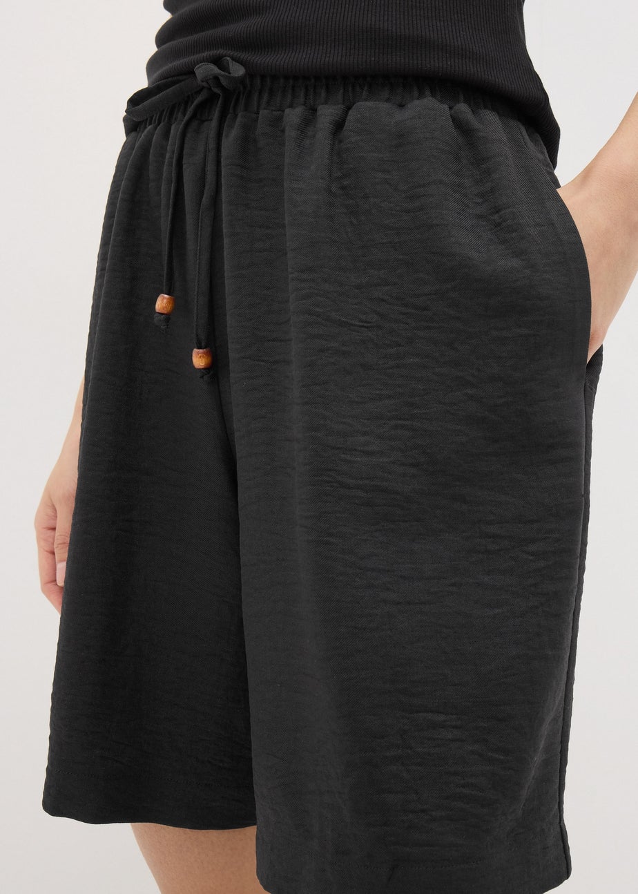 Black Tie Waist Shorts
