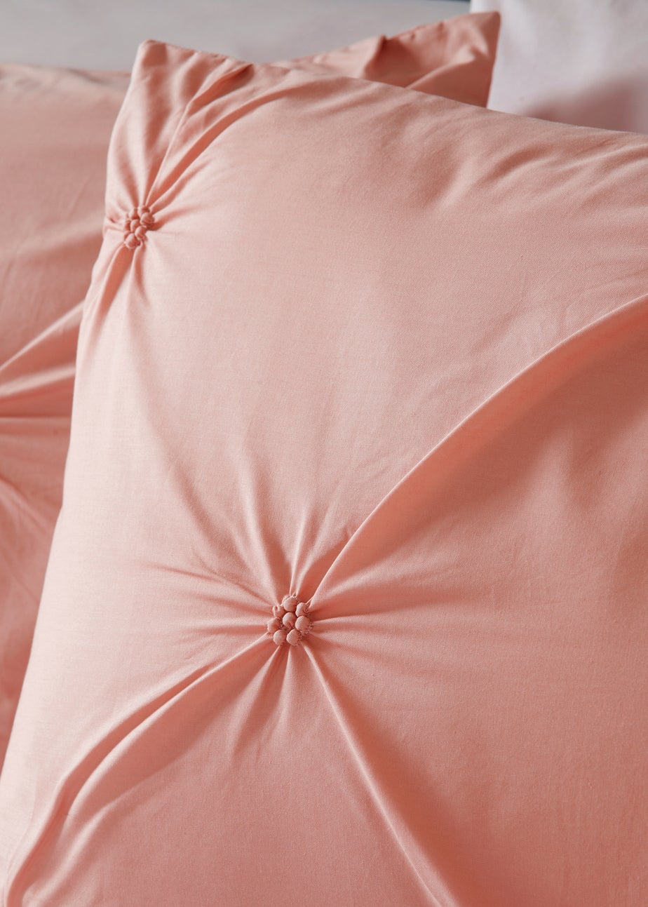 Pink Pinch Pleat Duvet Set
