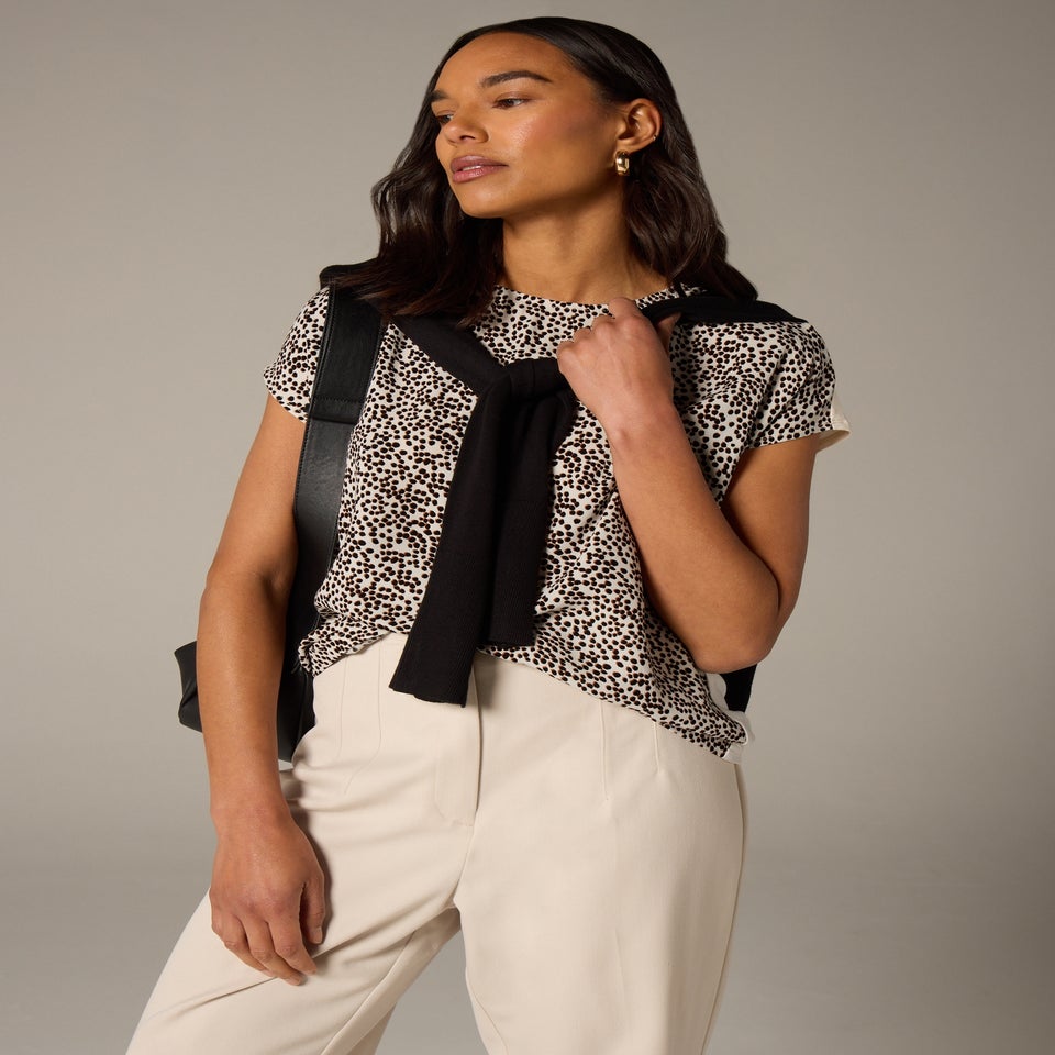 Et Vous Stone Animal Spot Front Jersey Back T-Shirt