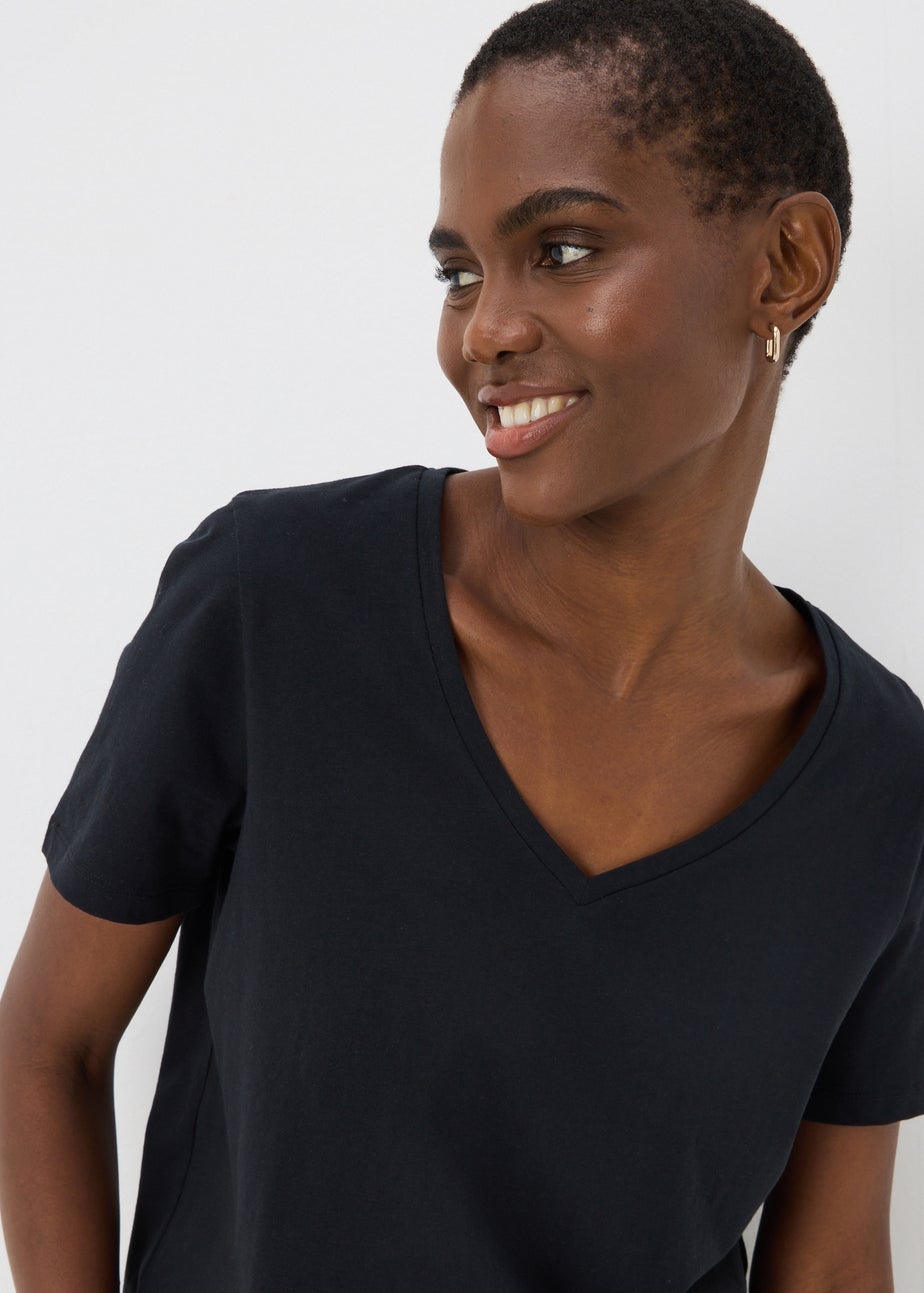 Black V-Neck Regular Fit T-Shirt