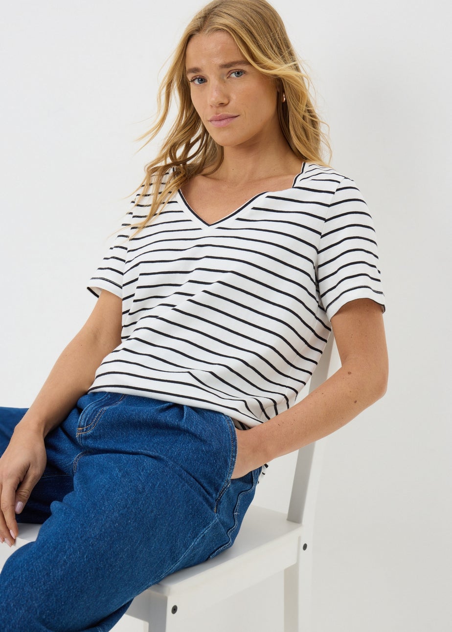 Cream Stripe V-Neck Regular Fit T-Shirt