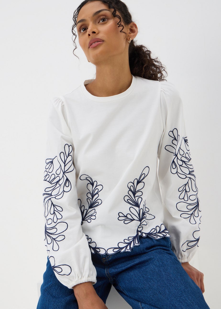 White Embroidery Long Sleeve Top