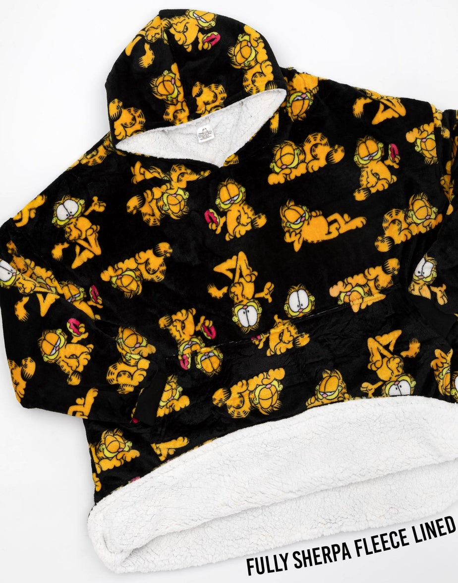 Vanilla Underground Garfield Unisex Black Garfield Blanket Hoodie