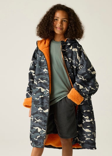 Regatta Black Camo Persimmon Junior Waterproof Robe with Hydrafort Technology  (3-13 Years)
