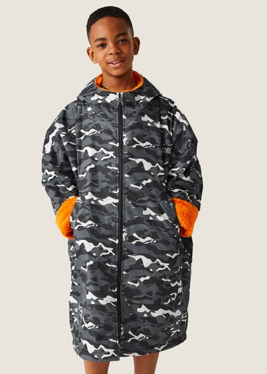 Regatta Black Camo Persimmon Kids' Junior Waterproof Hydrofort Robe (3-13 Years)