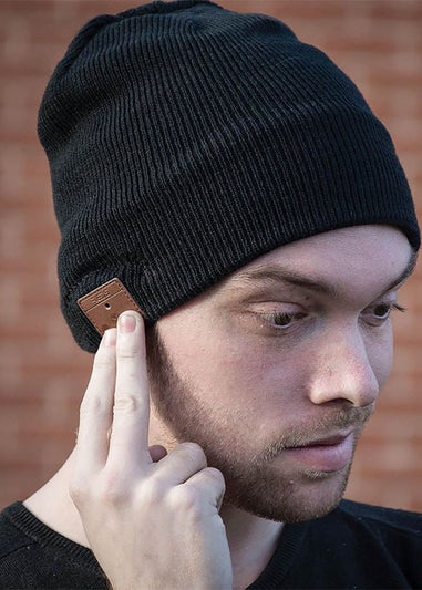 RED5 Black Wireless Beanie Hat