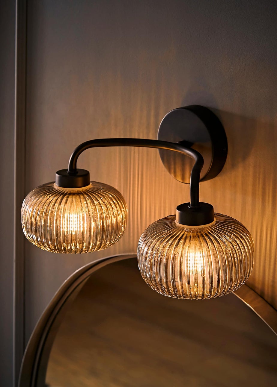 ValueLights Amaia Polished Black Wall Light with Clear Globe Shade