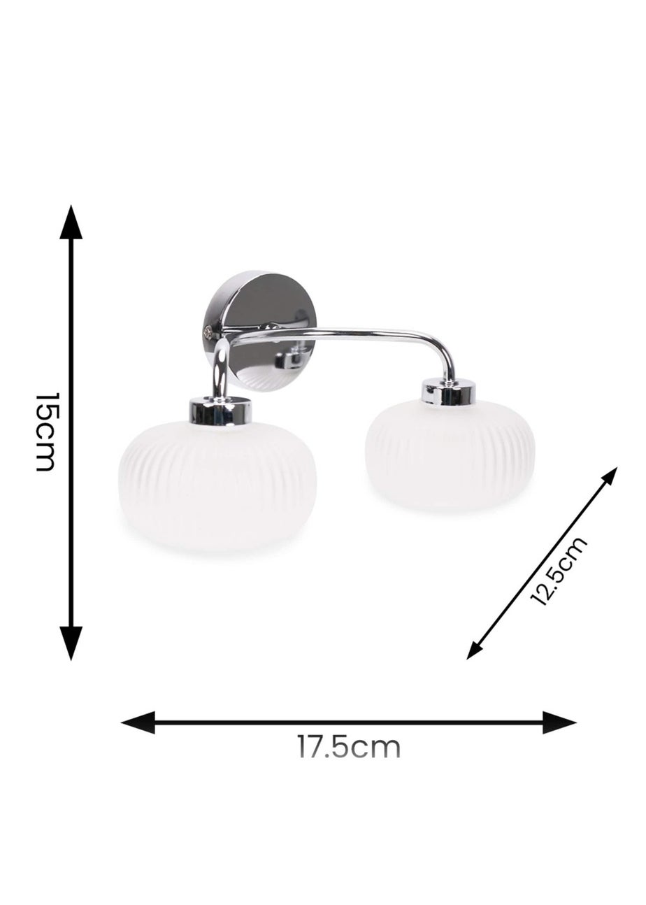 ValueLights Amaia Polished Silver Wall Light with Clear Globe Shade
