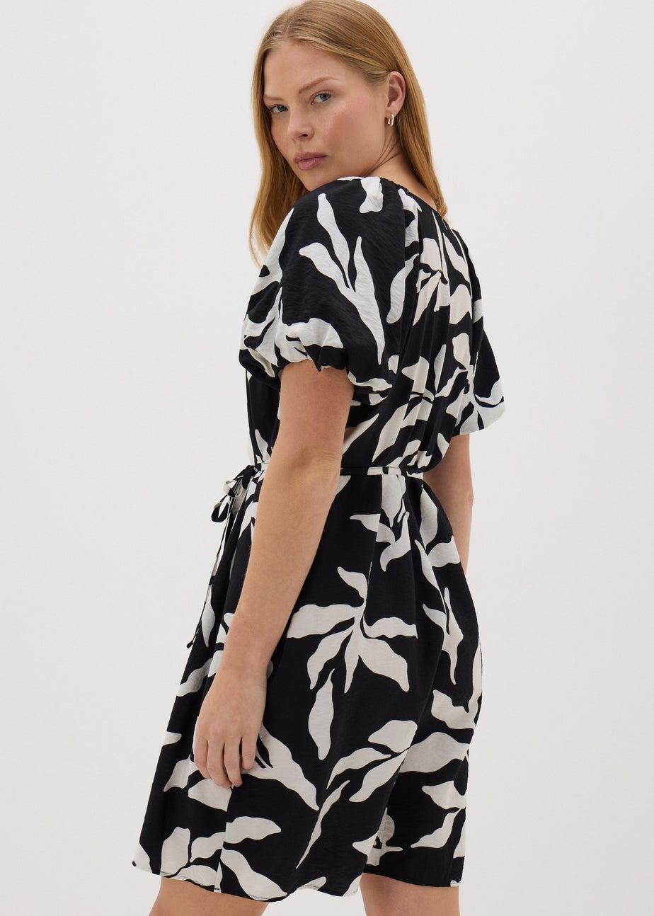 Papaya Petite Black Leaf Puff Sleeve Mini Dress
