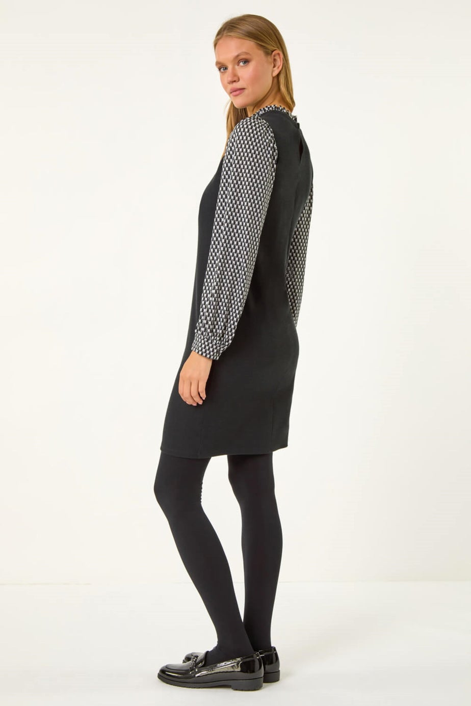 Roman Black Geometric Contrast Knit Dress