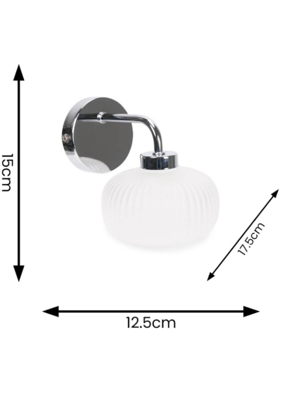 ValueLights Amaia Polished Silver Wall Light with Clear Globe Shade