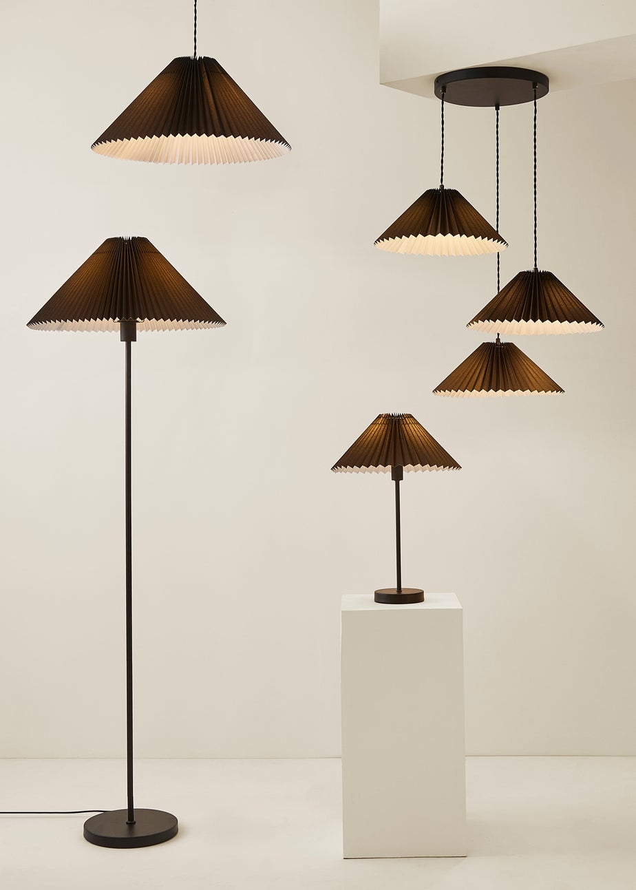 ValueLights Akira Black Floor Lamp with Black Tapered Shade (156cm x 53cm x 53cm)