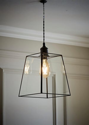 ValueLights Susie Glass Black Easy Fit Ceiling Lampshade - One Size