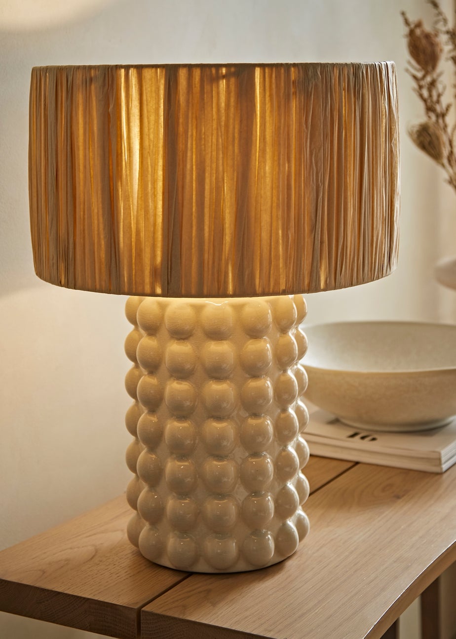 ValueLights Kiran Gloss Cream Table Lamp with Natural Drum Shade