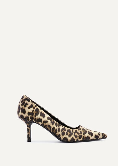 Linzi Multi Kat Leopard Print Scuba Court Heel