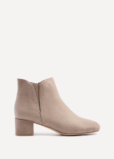 Linzi Manor Mocha Faux Suede Block Heeled Ankle Boot
