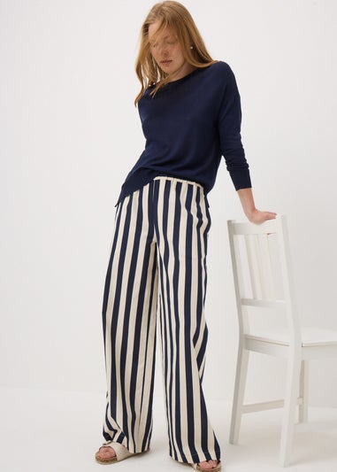 Navy Fine Gauge Long Sleeve Jumper