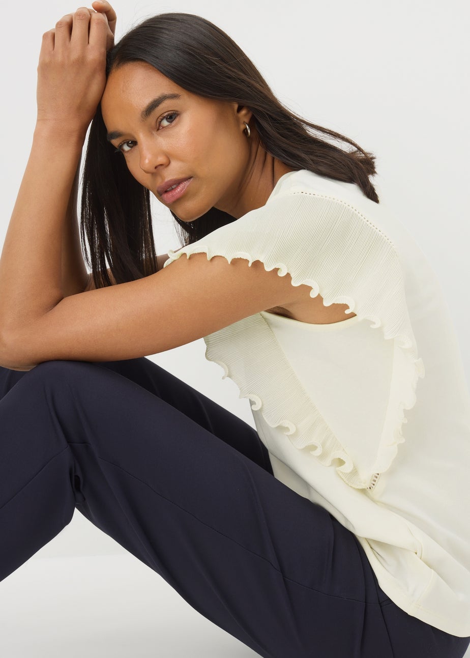 Et Vous Ivory Frill Sleeve T-Shirt
