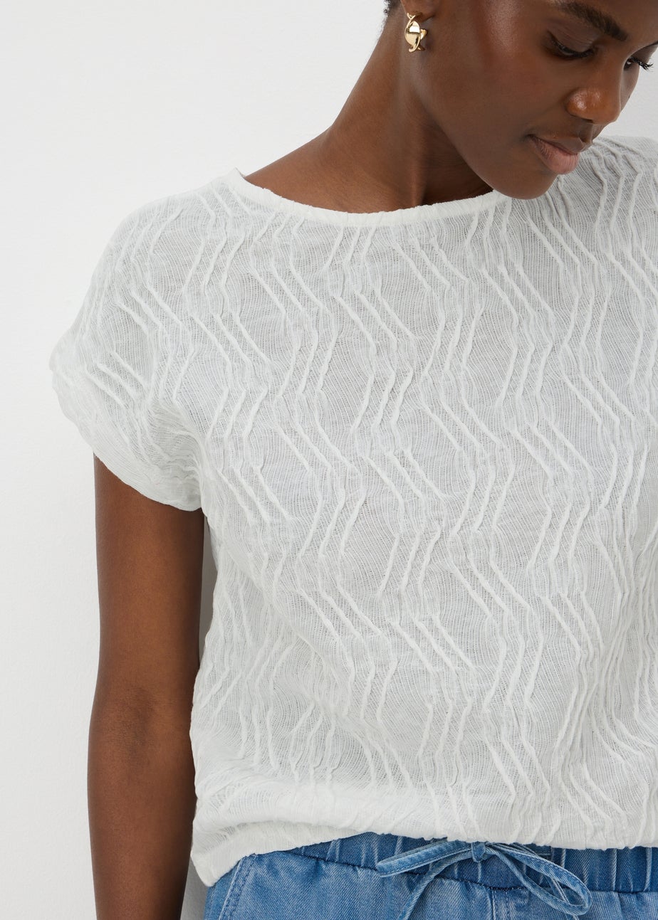 Cream Wavy Textured Crew Neck T-Shirt