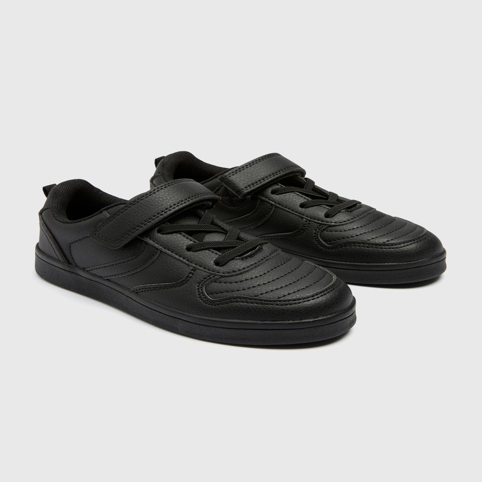 Boys Black Baseball School Trainers (Younger 10-Older 6)