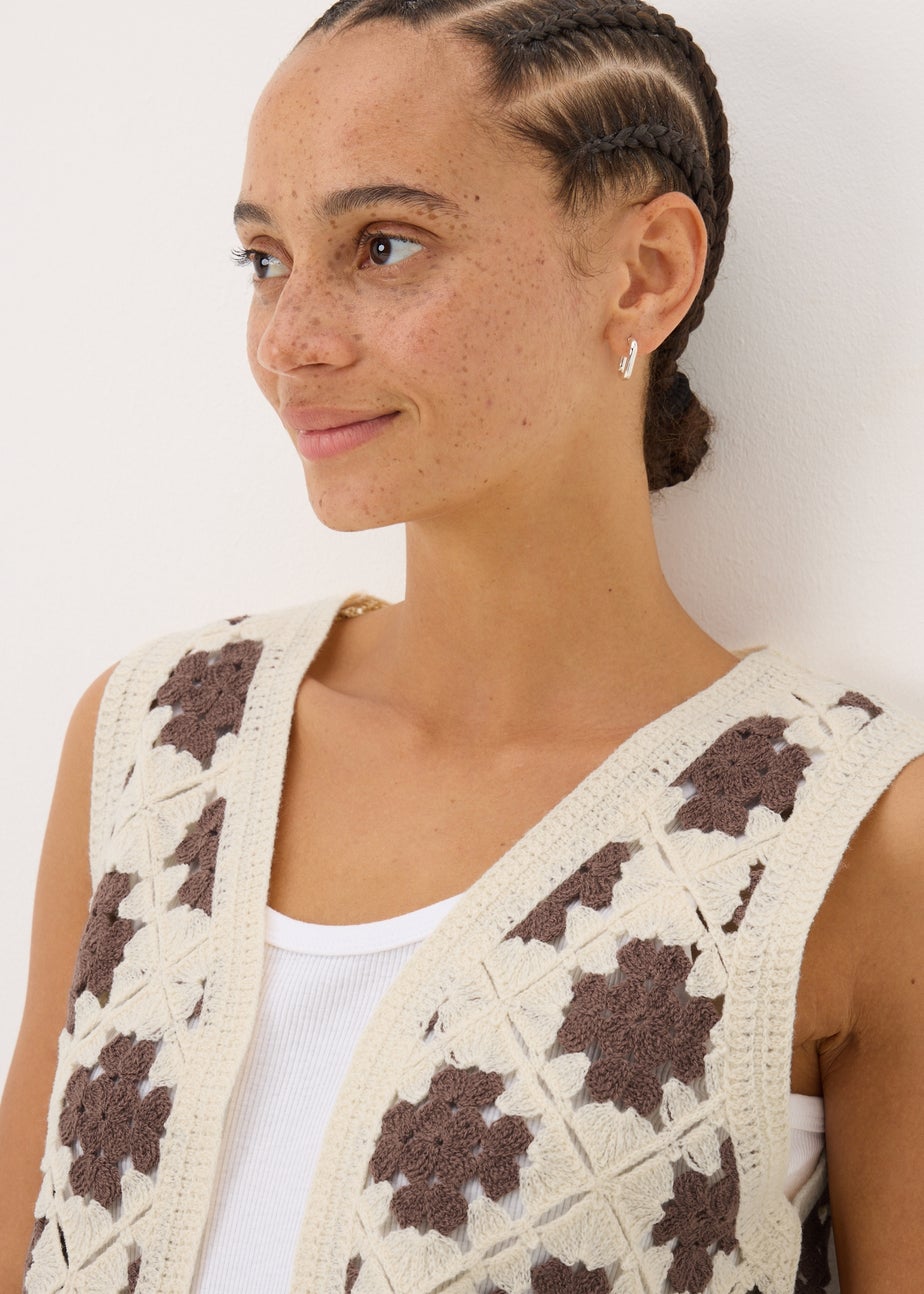 Cream Crochet Patterned Waistcoat