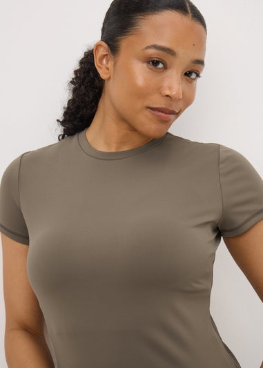 Souluxe Mocha Fitted T-Shirt