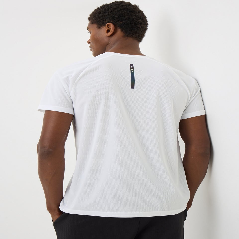 Souluxe White Basic Solid Sports T-Shirt