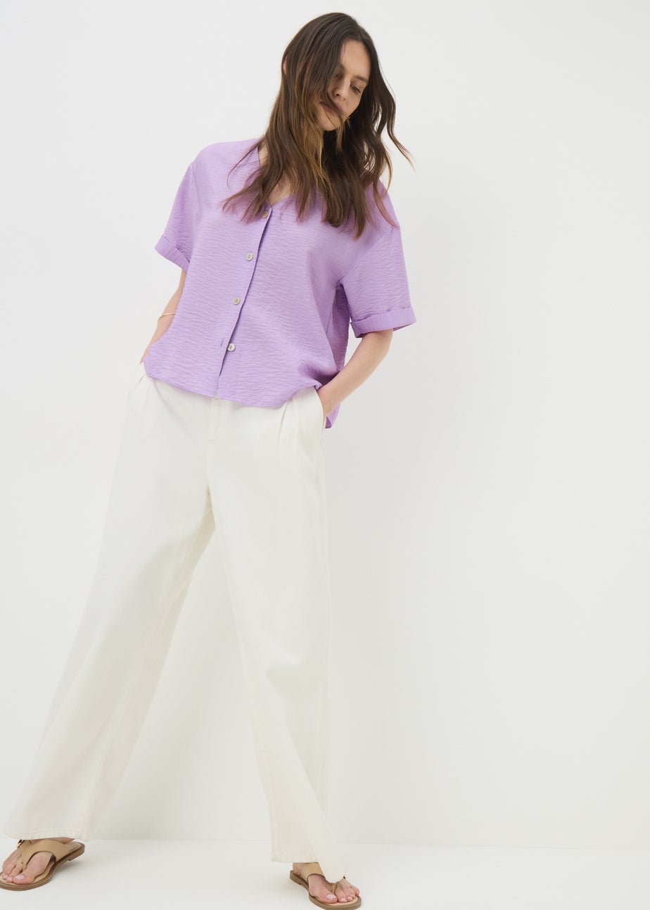 Lilac Airflow V Neck Shirt